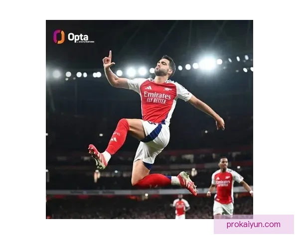 萨卡与中锋的化学反应持续提升，进攻配合愈发默契